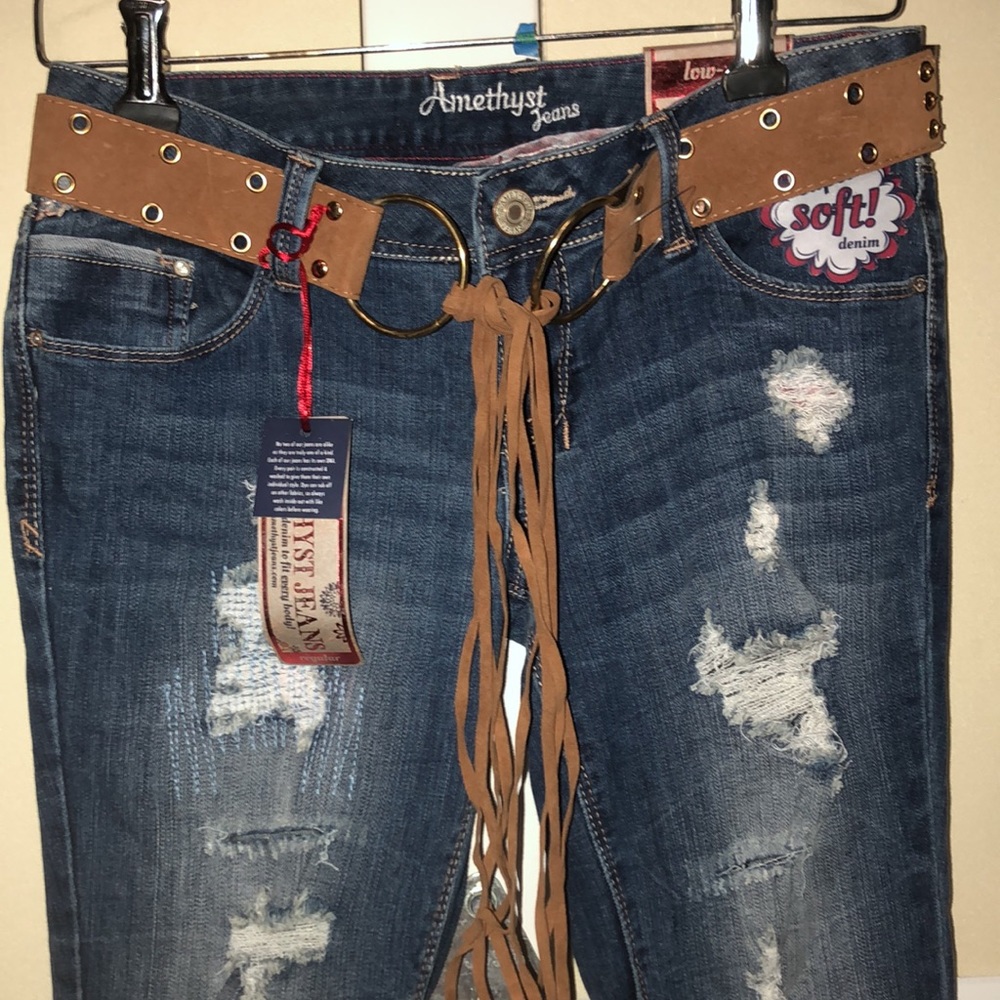 #1805 Amethyst Jeans NWT Sz 3 low rise slim boot - Picture 2 of 11